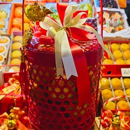 ตะกร้าหวายกลมแดงสูง