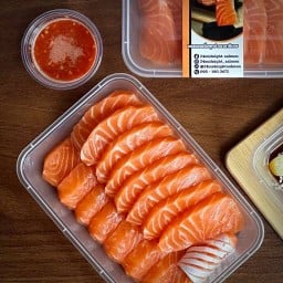 แซลมอนซาซิมิ 500 g