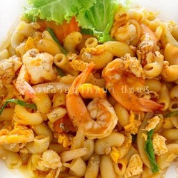 D ผัดมักกะโรนี กุ้ง