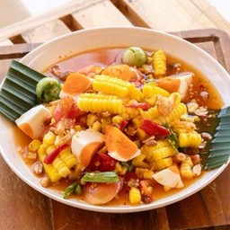 ตำข้าวโพดไทยไข่เค็ม