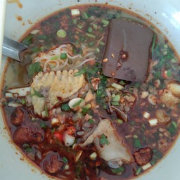 เจ๊เปิ้ล ข้าวเปียกเส้นเป็ด (ก๋วยจั๊บ ญวน) อาหารตามสั่ง