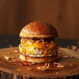 Honey Sriracha Burger
