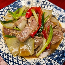 เซอร์ลอยผัดน้ำมันหอย