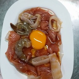 จิ้มจุ่มรวมมิตร(หมู,เนื้อ,กุ้ง,หมึก)