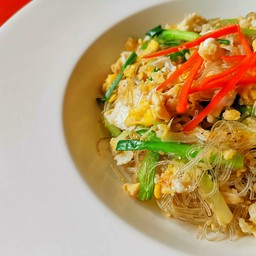 วุ้นเส้นผัดไข่
