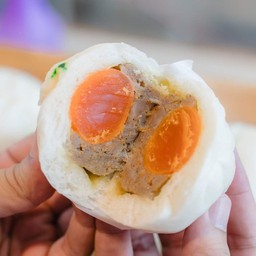 ซาลาเปาหมูสับไข่เค็ม