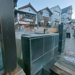 สามารถแช่มือด้านต้นน้ำข้างบนได้นะครับได้นะครับ