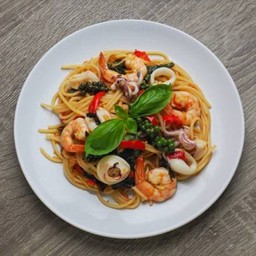 สปาเก็ตตี้ผัดขี้เมาทะเล