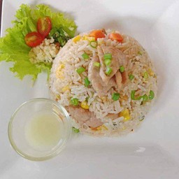 ข้าวผัดหมู