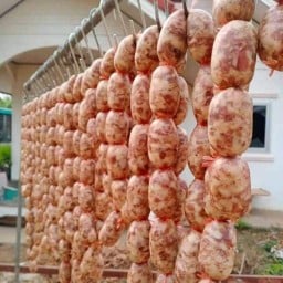 อ.ไส้กรอกหมูล้วน&หม่ำเนื้อ