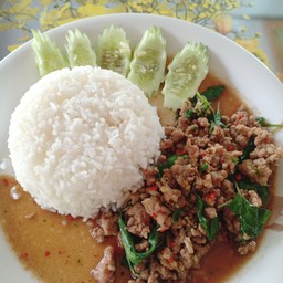 ผัดกระเพราหมู