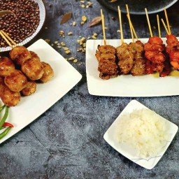 หมูปิ้งลุงดำ x อร่อยค่อยแดก (เรื่องหมูๆ)