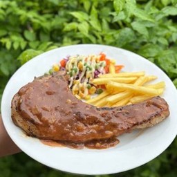 สเต็กหมูพอร์คชอร์พ