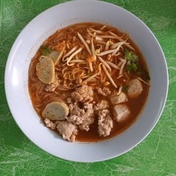 ก๋วยเตี๋ยวต้มยำพริกเผา