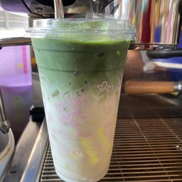 มัทฉะลาเต้ Ice matcha latte