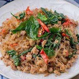 วุ้นเส้นผัดกะเพรา