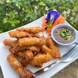 สามชั้นทอดน้ำปลา(กับข้าว)