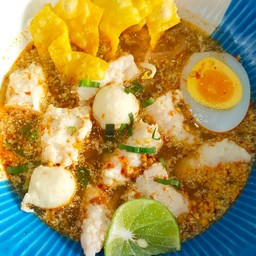 หมูเด้งเย็นตาโฟ