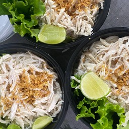 ไก่ เบิ้มเบิ้ม หมี่ไก่ฉีกกกก