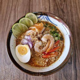 มาม่ามัธยมต้มยำกุ้งน้ำข้น