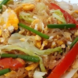 ผัดวุ้นเส้น