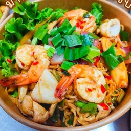 มาม่าแซ่บแห้งทะเล