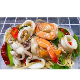 สปาเก็ตตี้ ผัดขี้เมา ทะเล (กุ้ง & หมึก)