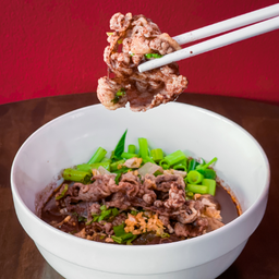 เตี๋ยวเรือเนื้อรวม ชามใหญ่