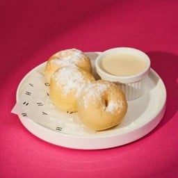 DOUGHNUT HOKKAIDO MILK