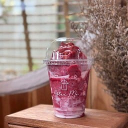 มิกซ์เบอร์รี่โยเกิร์ตสมูทตี้