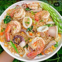 ข้าวผัดทะเลเดือด