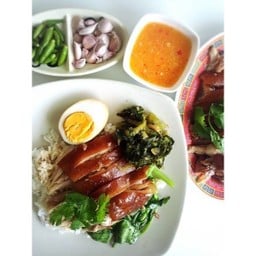 ข้าวขาหมู เนื้อ+หนัง