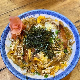 ข้าวหน้าหมูทอดคัตสึด้ง