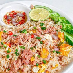 ข้าวผัดแหนม
