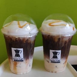 เจริญ คอฟฟี่ 
Slow Bar 1