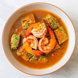 (กับข้าว)แกงส้มกุ้งชะอมไข่