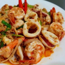 ทะเลผัดผงกระหรี่