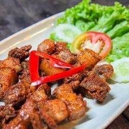 หมูสามชั้นคั่วน้ำปลา