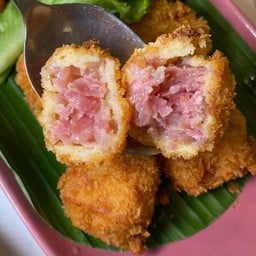 แหนมหม้อทอด