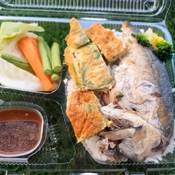 ปลาทูน้ำพริกกะปิ