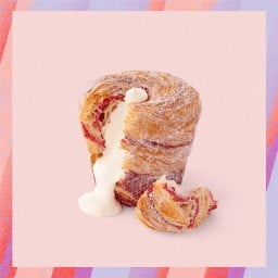 Milky Cream Cruffin