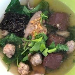เหลาเลือดหมูพิเศษ