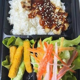 ข้าวเบนโตะข้าวไก่สไปชี่ย่าง