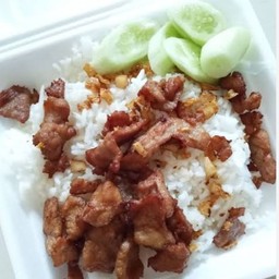 หมูชิ้น ทอดกระเทียม