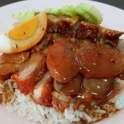 ข้าวหมูแดง+หมูกรอบ(พิเศษ)