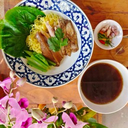 บะหมี่ขาหมู