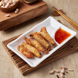 ปีกไก่ทอดเกลือ (เดลิเวอรี่)