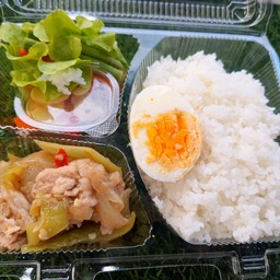 ผัดพริกอ่อนหมู