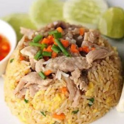 ข้าวผัดหมู