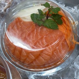 แซลม่อนซาชิมิ